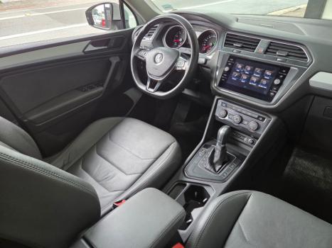 VOLKSWAGEN Tiguan 1.4 16V 4P TSI TURBO DSG AUTOM�TICO, Foto 6
