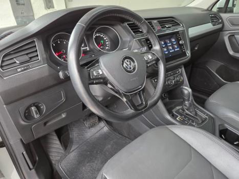 VOLKSWAGEN Tiguan 1.4 16V 4P TSI TURBO DSG AUTOM�TICO, Foto 17