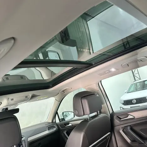 VOLKSWAGEN Tiguan 1.4 16V 4P TSI 250 FLEX TURBO COMFORTLINE AUTOM�TICO, Foto 25