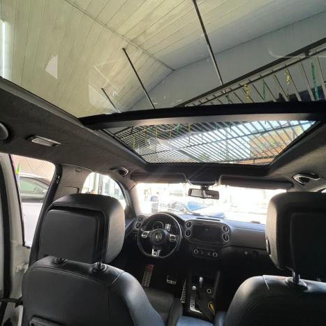 VOLKSWAGEN Tiguan 2.0 16V 4P TSI 300 TURBO R-LINE AUTOM�TICO, Foto 12