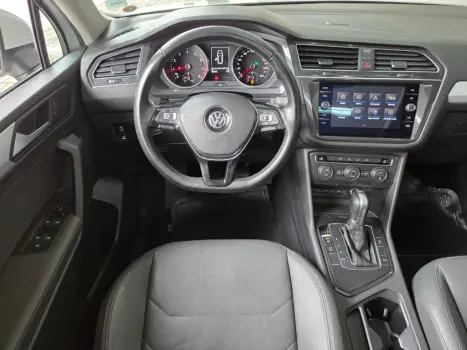 VOLKSWAGEN Tiguan , Foto 5