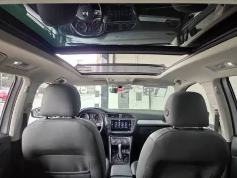 VOLKSWAGEN Tiguan , Foto 9