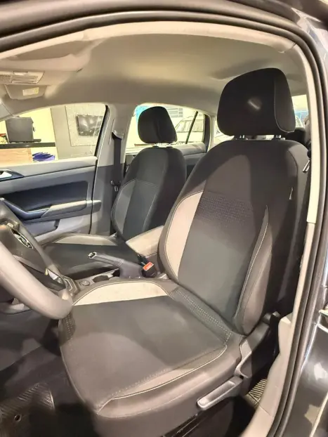 VOLKSWAGEN Virtus 1.0 4P 200 TSI FLEX COMFORTLINE AUTOM�TICO, Foto 11