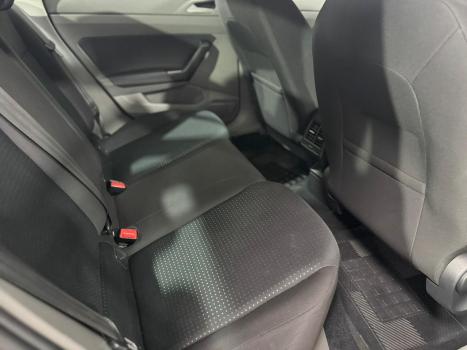 VOLKSWAGEN Virtus 1.0 4P 200 TSI FLEX COMFORTLINE AUTOM�TICO, Foto 12