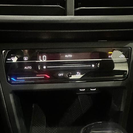 VOLKSWAGEN Virtus 1.0 4P 200 TSI FLEX COMFORTLINE AUTOM�TICO, Foto 13