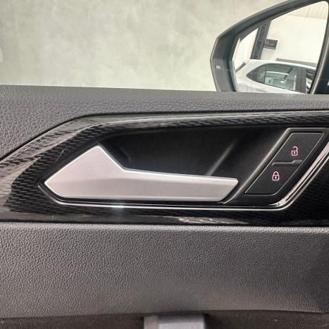 VOLKSWAGEN Virtus 1.0 4P 200 TSI FLEX COMFORTLINE AUTOM�TICO, Foto 19