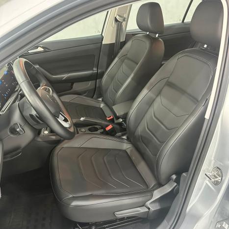VOLKSWAGEN Virtus 1.0 4P 200 TSI FLEX COMFORTLINE AUTOM�TICO, Foto 24