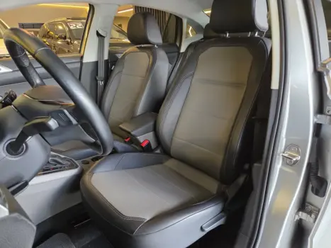 VOLKSWAGEN Virtus 1.0 4P 200 TSI FLEX HIGHLINE AUTOM�TICO, Foto 7
