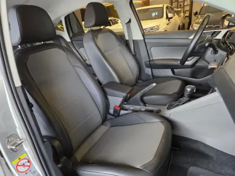VOLKSWAGEN Virtus 1.0 4P 200 TSI FLEX HIGHLINE AUTOM�TICO, Foto 17