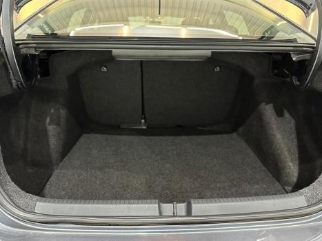 VOLKSWAGEN Virtus 1.0 4P 200 TSI FLEX COMFORTLINE AUTOMÁTICO, Foto 18