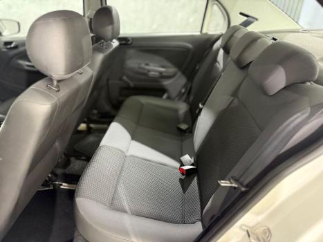 VOLKSWAGEN Voyage 1.0 4P FLEX, Foto 11