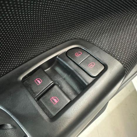 VOLKSWAGEN Voyage 1.0 4P FLEX, Foto 17