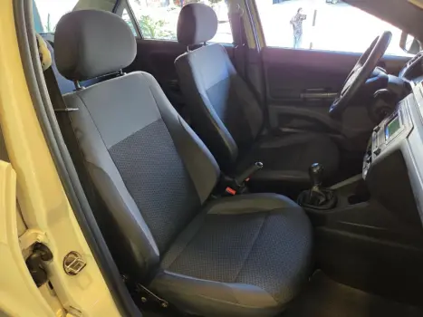 VOLKSWAGEN Voyage 1.6 4P FLEX MSI, Foto 17