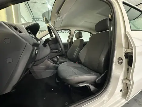 VOLKSWAGEN Voyage 1.0 4P FLEX, Foto 9