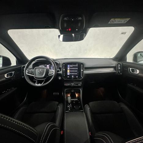 VOLVO XC40 1.5 16V 4P T5 RECHARGE H�BRIDO R-DESIGN GEARTRONIC AUTOM�TICO, Foto 9