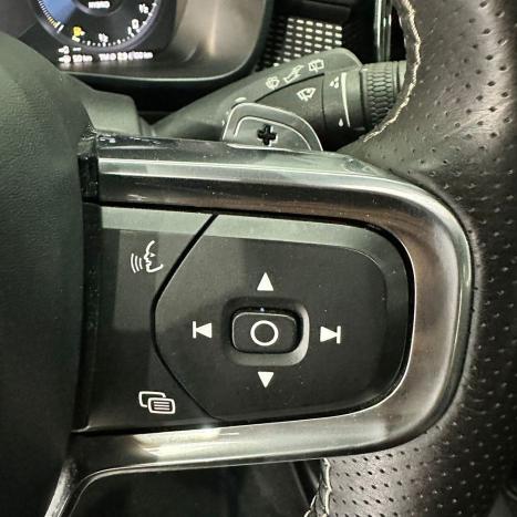 VOLVO XC40 1.5 16V 4P T5 RECHARGE H�BRIDO R-DESIGN GEARTRONIC AUTOM�TICO, Foto 22