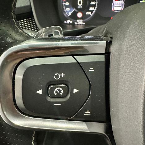 VOLVO XC40 1.5 16V 4P T5 RECHARGE H�BRIDO R-DESIGN GEARTRONIC AUTOM�TICO, Foto 23