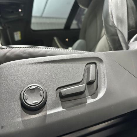 VOLVO XC40 1.5 16V 4P T5 RECHARGE H�BRIDO R-DESIGN GEARTRONIC AUTOM�TICO, Foto 28