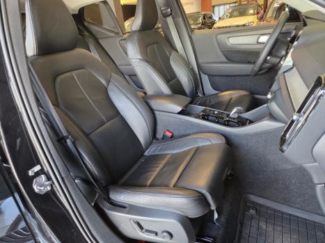 VOLVO XC40 1.5 16V 4P T5 RECHARGE H�BRIDO INSCRIPTION GEARTRONIC AUTOM�TICO, Foto 18