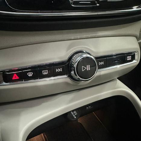 VOLVO XC40 2.0 16V 4P T4 TURBO INSCRIPTION GEARTRONIC AUTOMTICO, Foto 12