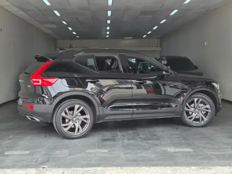 VOLVO XC40 2.0 16V 4P T5 TURBO R-DESIGN AWD GEARTRONIC AUTOM�TICO, Foto 12