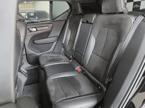 VOLVO XC40 2.0 16V 4P T5 TURBO R-DESIGN AWD GEARTRONIC AUTOM�TICO, Foto 21