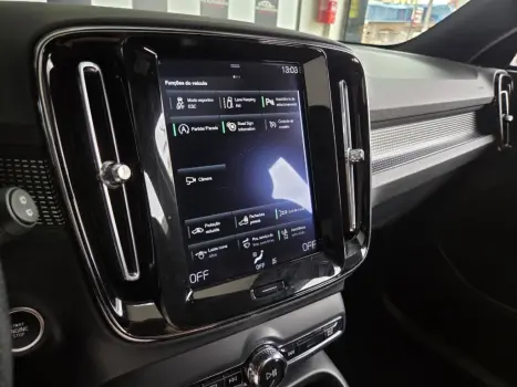 VOLVO XC40 2.0 16V 4P T5 TURBO R-DESIGN AWD GEARTRONIC AUTOM�TICO, Foto 17