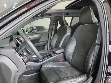 VOLVO XC40 2.0 16V 4P T5 TURBO R-DESIGN AWD GEARTRONIC AUTOM�TICO, Foto 20