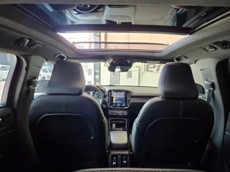 VOLVO XC40 2.0 16V 4P T5 TURBO R-DESIGN AWD GEARTRONIC AUTOM�TICO, Foto 23