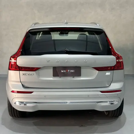 VOLVO XC60 2.0 16V 4P T8 RECHARGE H�BRIDO PLUS AWD TURBO GEARTRONIC AUTOM�TICO, Foto 5