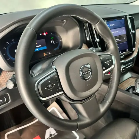 VOLVO XC60 2.0 16V 4P T8 RECHARGE H�BRIDO PLUS AWD TURBO GEARTRONIC AUTOM�TICO, Foto 16