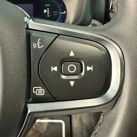 VOLVO XC60 2.0 16V 4P T8 RECHARGE H�BRIDO PLUS AWD TURBO GEARTRONIC AUTOM�TICO, Foto 18