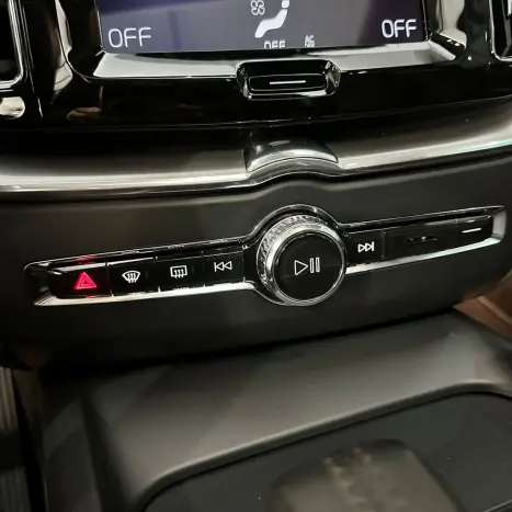 VOLVO XC60 2.0 16V 4P T8 HYBRID MOMENTUM AWD GEARTRONIC AUTOM�TICO, Foto 12