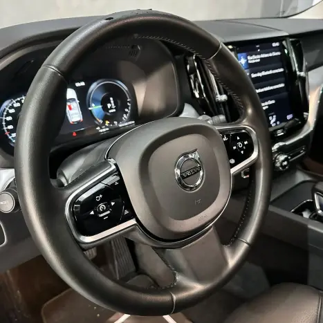 VOLVO XC60 2.0 16V 4P T8 HYBRID MOMENTUM AWD GEARTRONIC AUTOM�TICO, Foto 22