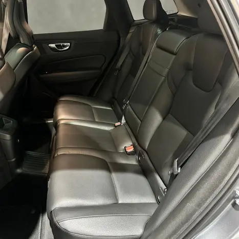 VOLVO XC60 2.0 16V 4P T8 HYBRID MOMENTUM AWD GEARTRONIC AUTOM�TICO, Foto 27