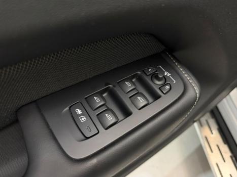 VOLVO XC60 2.0 16V 4P T8 HYBRID POLESTAR ENGINEERED AWD GEARTRONIC AUTOMÁTICO, Foto 17