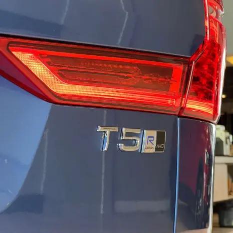 VOLVO XC60 2.0 4P T5 R DESIGN TURBO AUTOMÁTICO, Foto 9 VOLVO XC60 2.0 4P T5 R DESIGN TURBO AUTOMÁTICO, Foto 9