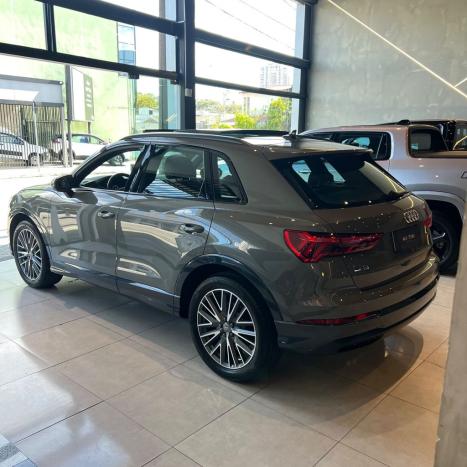 AUDI Q3 1.4 4P 35 TFSI BLACK S-TRONIC AUTOMTICO, Foto 5