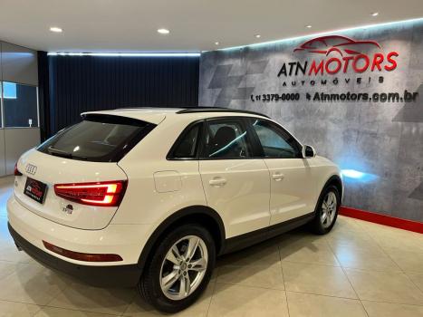 AUDI Q3 1.4 4P TFSI AMBIENTE S-TRONIC AUTOMTICO, Foto 6