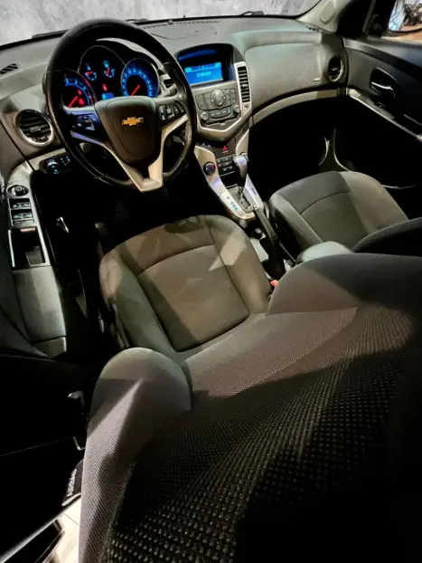 CHEVROLET Cruze Sedan 1.8 16V 4P LT ECOTEC FLEX AUTOMTICO, Foto 15