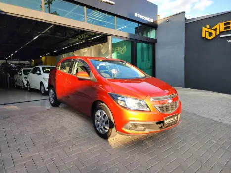 CHEVROLET Onix Hatch 1.4 4P FLEX LT, Foto 14