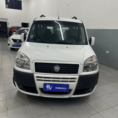 FIAT Doblo 1.4 4P FLEX ATTRACTIVE, Foto 2