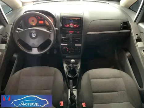 FIAT Idea 1.4 4P ELX FLEX, Foto 3