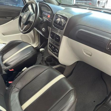 FIAT Idea 1.6 16V 4P ESSENCE FLEX, Foto 6