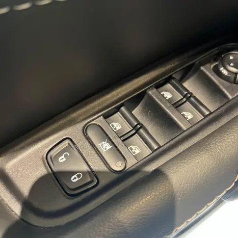 FIAT Toro 1.8 16V 4P FLEX FREEDOM AUTOMTICO, Foto 14