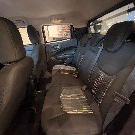 FIAT Toro 2.4 16V 4P FREEDOM MULTIAIR FLEX AUTOMTICO, Foto 13