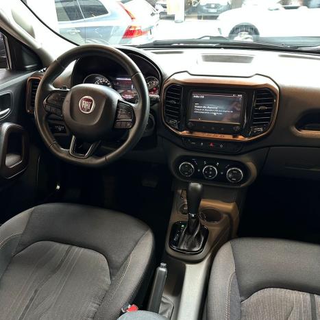FIAT Toro 2.4 16V 4P MULTIAIR FLEX VOLCANO AUTOMTICO, Foto 9