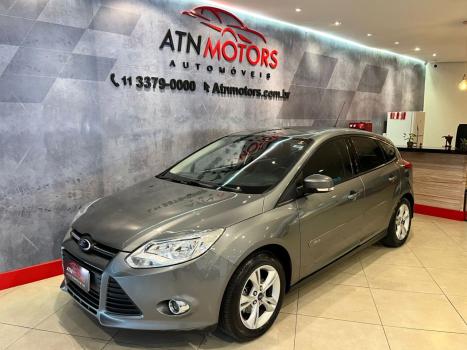 FORD Focus Hatch 1.6 16V 4P SE FLEX, Foto 2