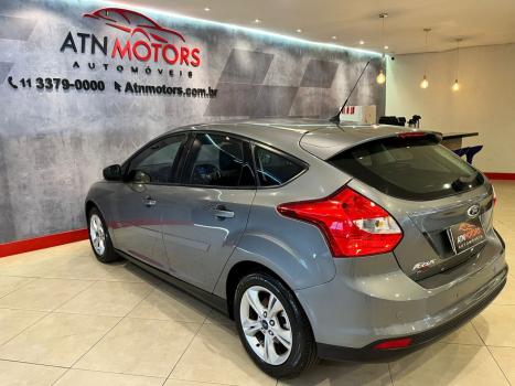 FORD Focus Hatch 1.6 16V 4P SE FLEX, Foto 6