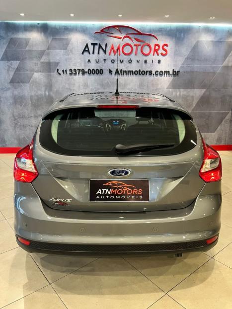 FORD Focus Hatch 1.6 16V 4P SE FLEX, Foto 8